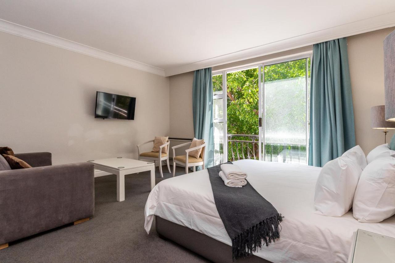 Trendy Apartment In Thibault Square City Centre Cape Town Eksteriør bilde